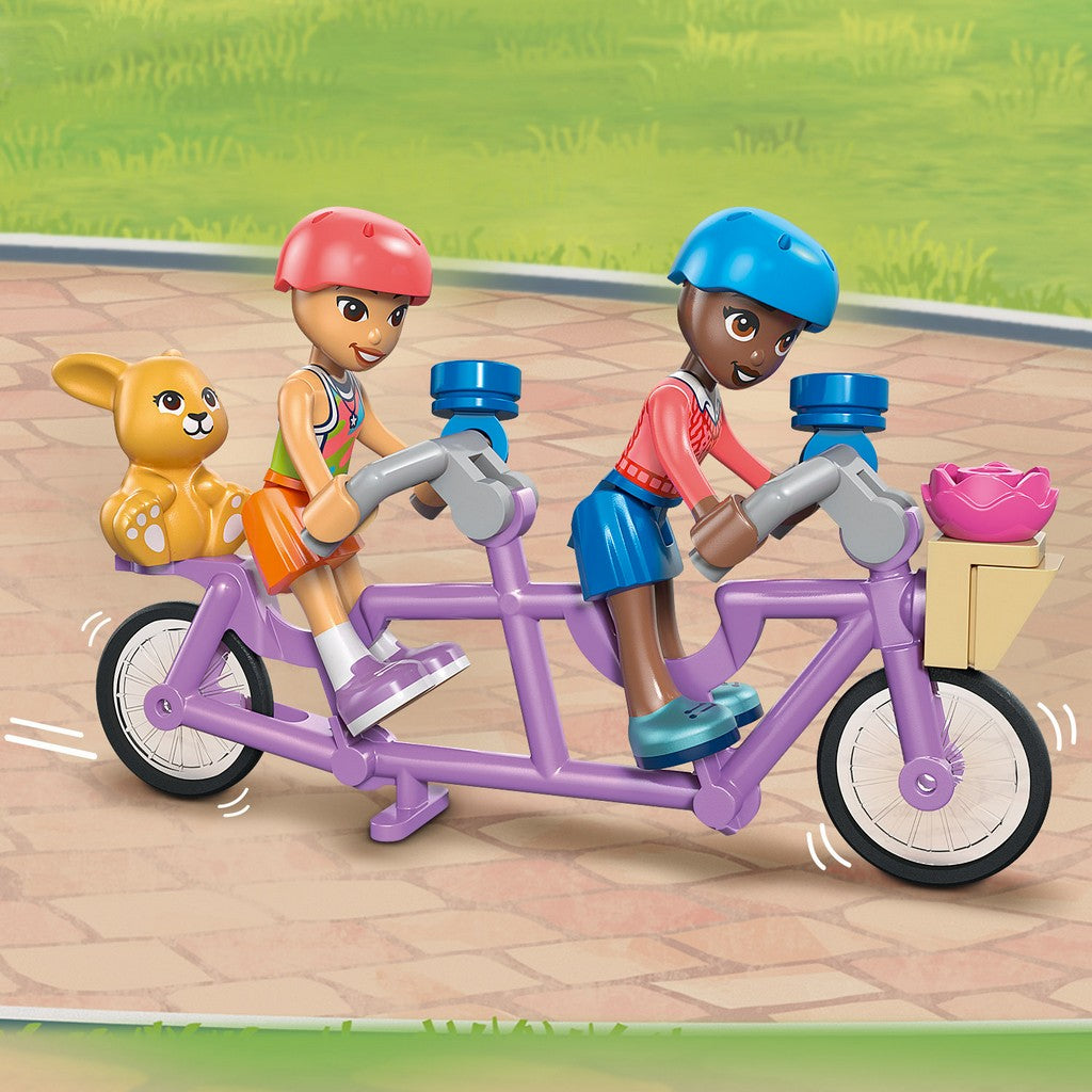 LEGO Friends 42689 Casa dell'Amicizia di Heartlake City, Giocattolo Miniatura da Costruire, 5 Mini Bamboline e 3 Animali, 8+