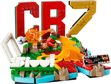 LEGO Editions 43012 Cristiano Ronaldo – Highlights Calcistici, Giocattolo 3D da Esposizione con Minifigure, Regalo 10+ Anni