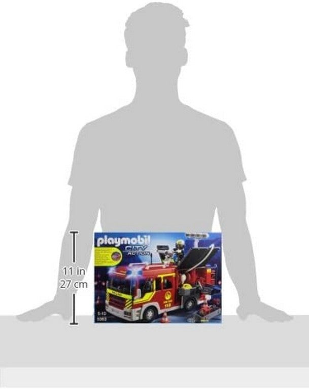 AUTOPOMPA DEI VIGILI DEL FUOCO CON