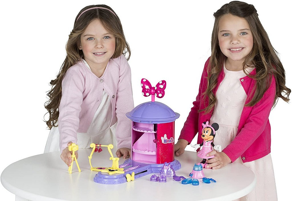 MINNIE PASSERELLA DI MODA