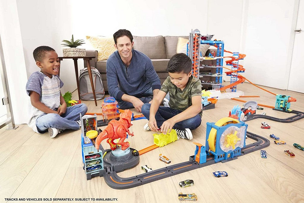 HOT WHEELS GARAGE DELLE ACROBAZIE