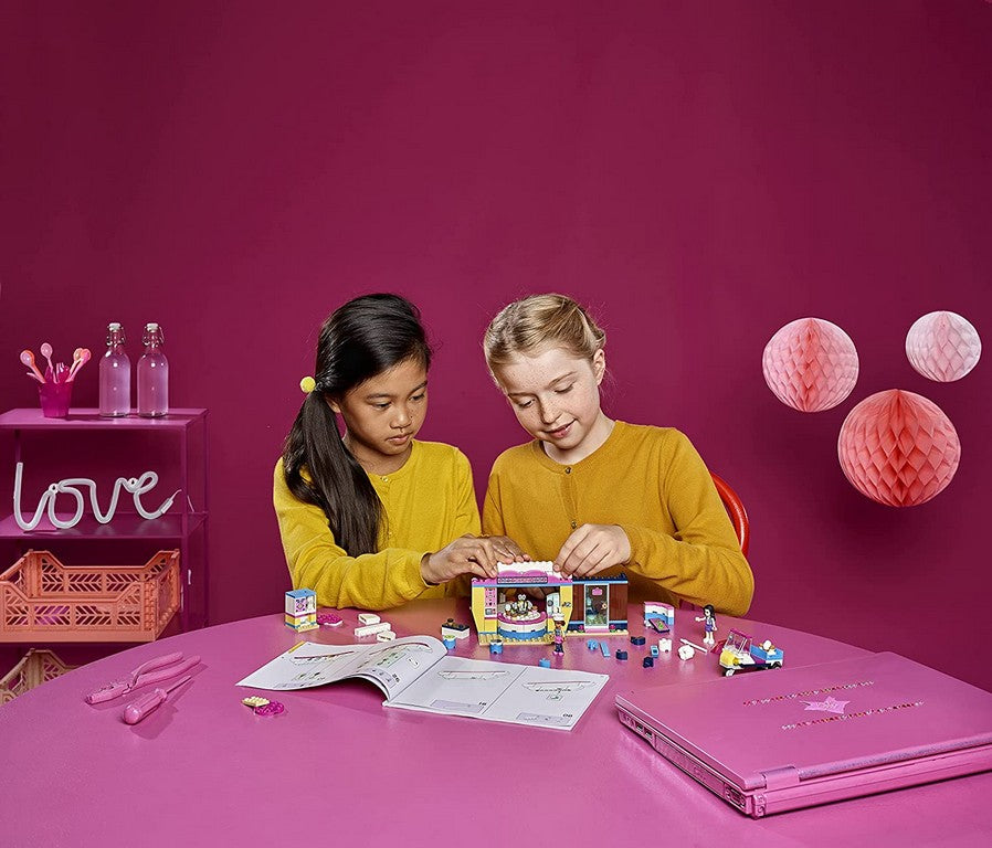 IL CUPCAKE CAFE'DI OLIVIA FRIENDS