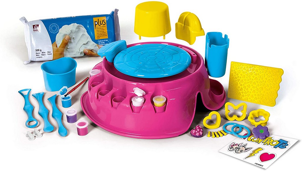 ME CONTRO TE - IL LABORATORIO DI CE