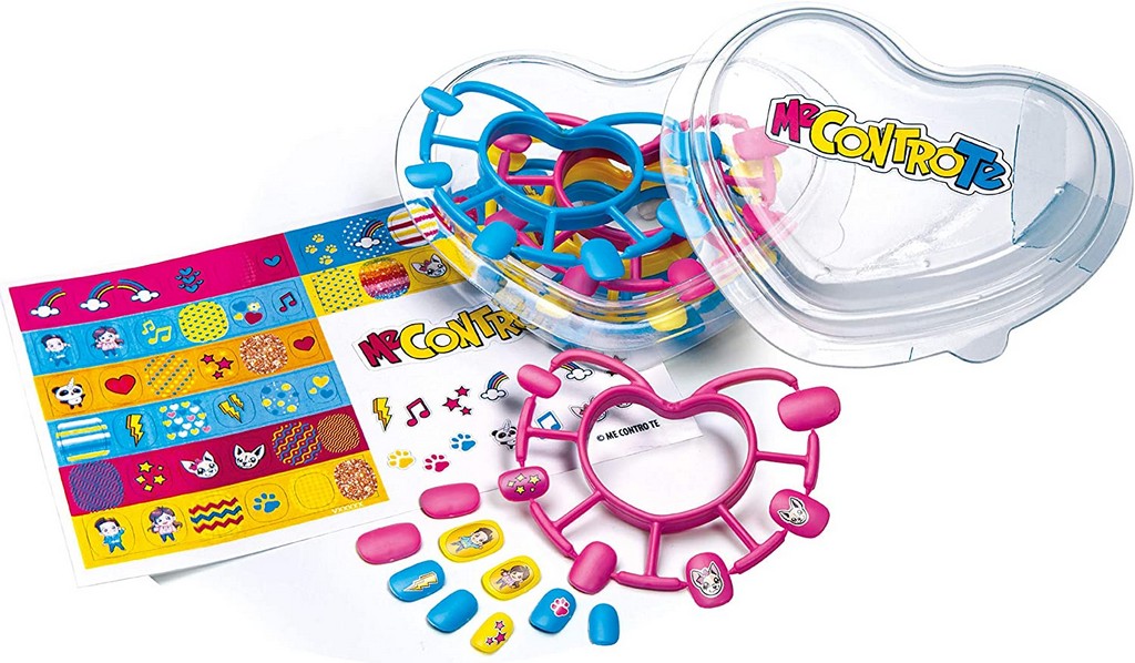 ME CONTRO TE LUI E SOFI NAIL ART