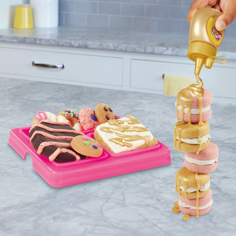 PLAYDOH GOLD STAR BAKER
