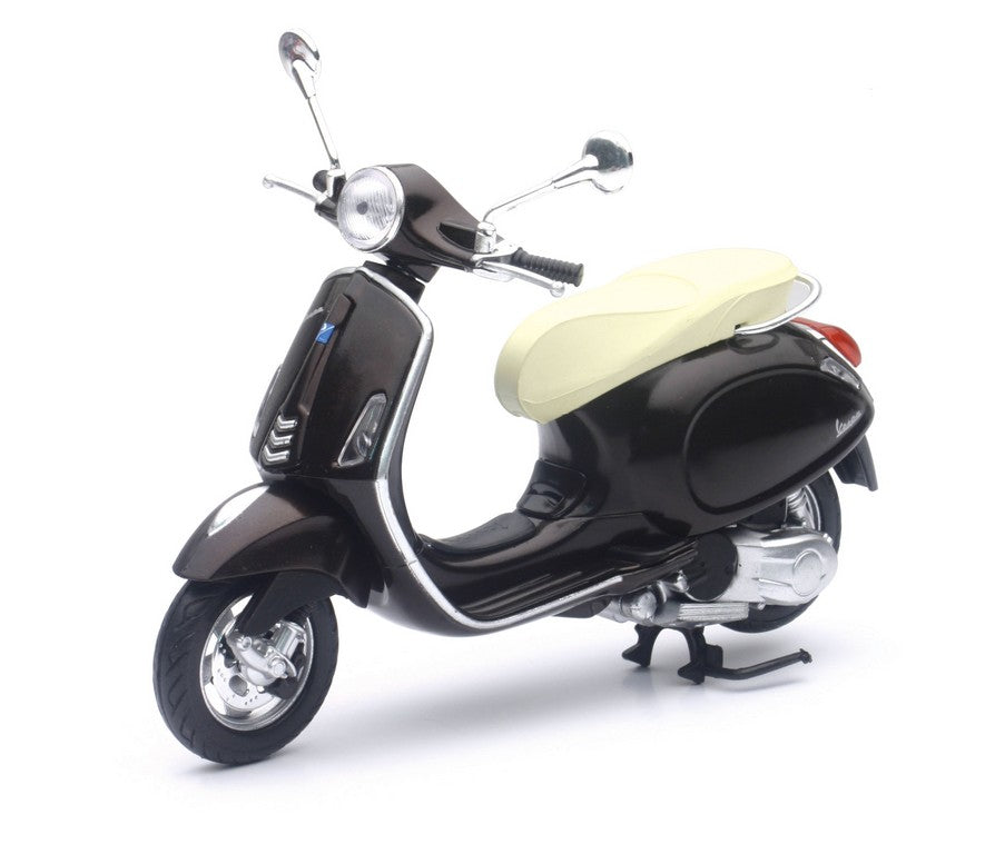 1:12 VESPA MODELS 12 ASS