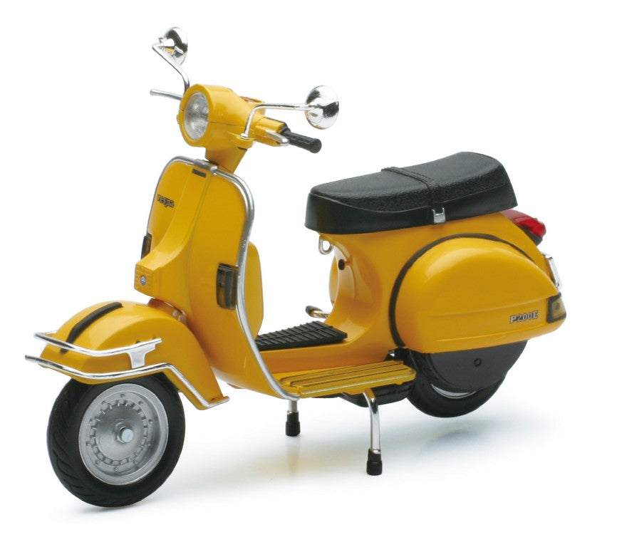 1:12 VESPA MODELS 12 ASS