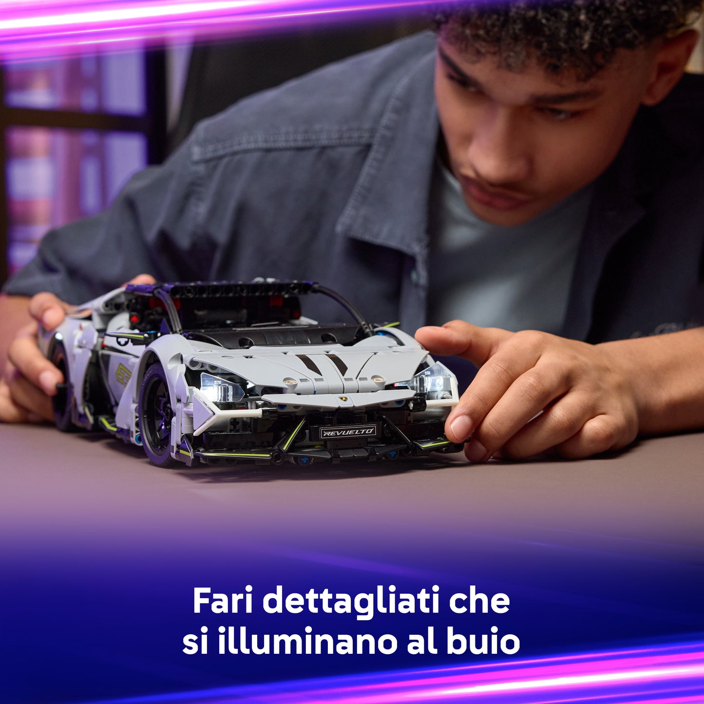 LEGO Technic Super Sports Car Lamborghini Revuelto - Macchina Giocattolo - Modello di Auto Telecomandata con Luci, Sterzo e Batteria Ricaricabile - Regalo per Bambini da 10 Anni in su - 42214