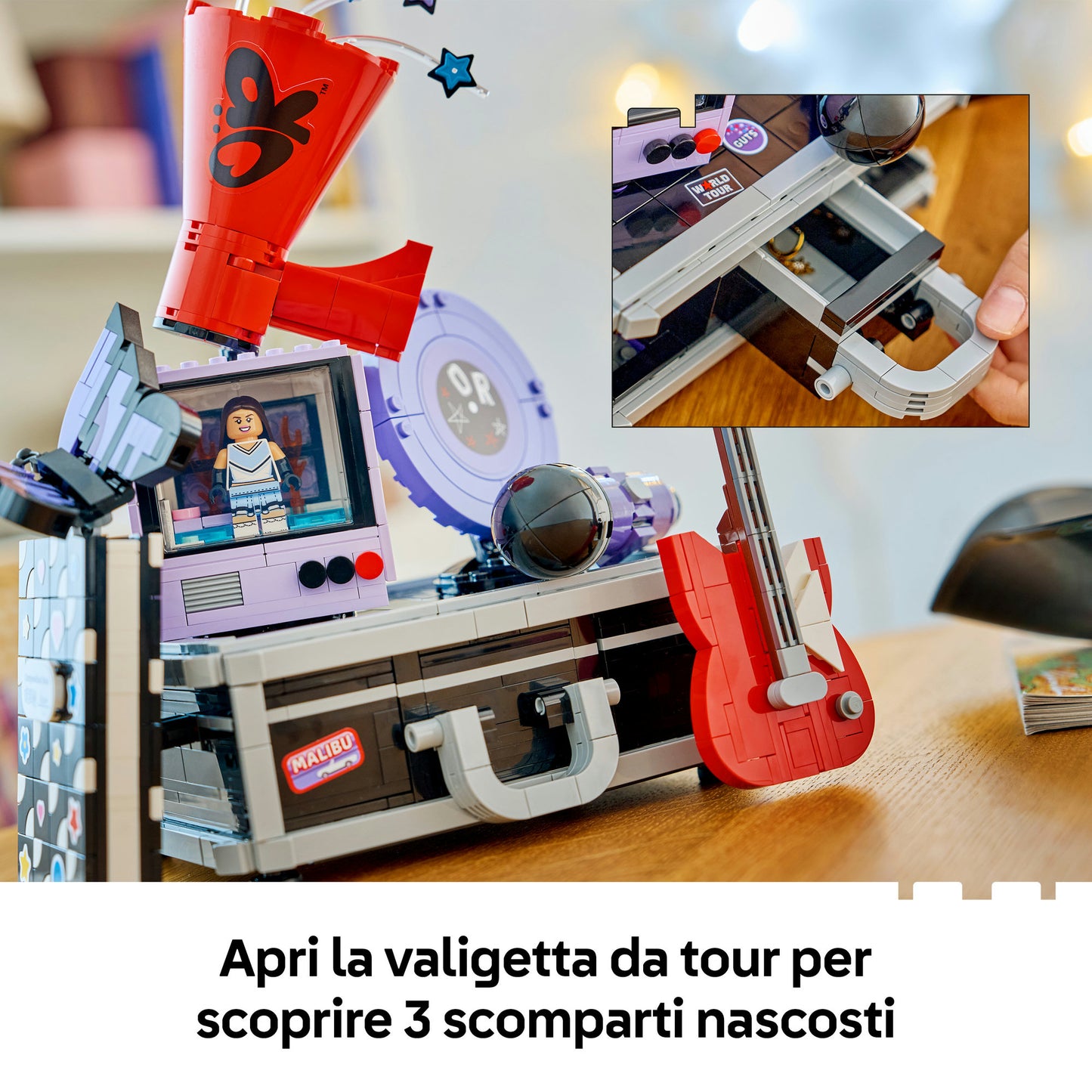 LEGO Editions 43030 La Valigetta Segreta di Olivia Rodrigo, Valigia Giocattolo con Microfono, Disco, Megafono, TV, Regalo 10+
