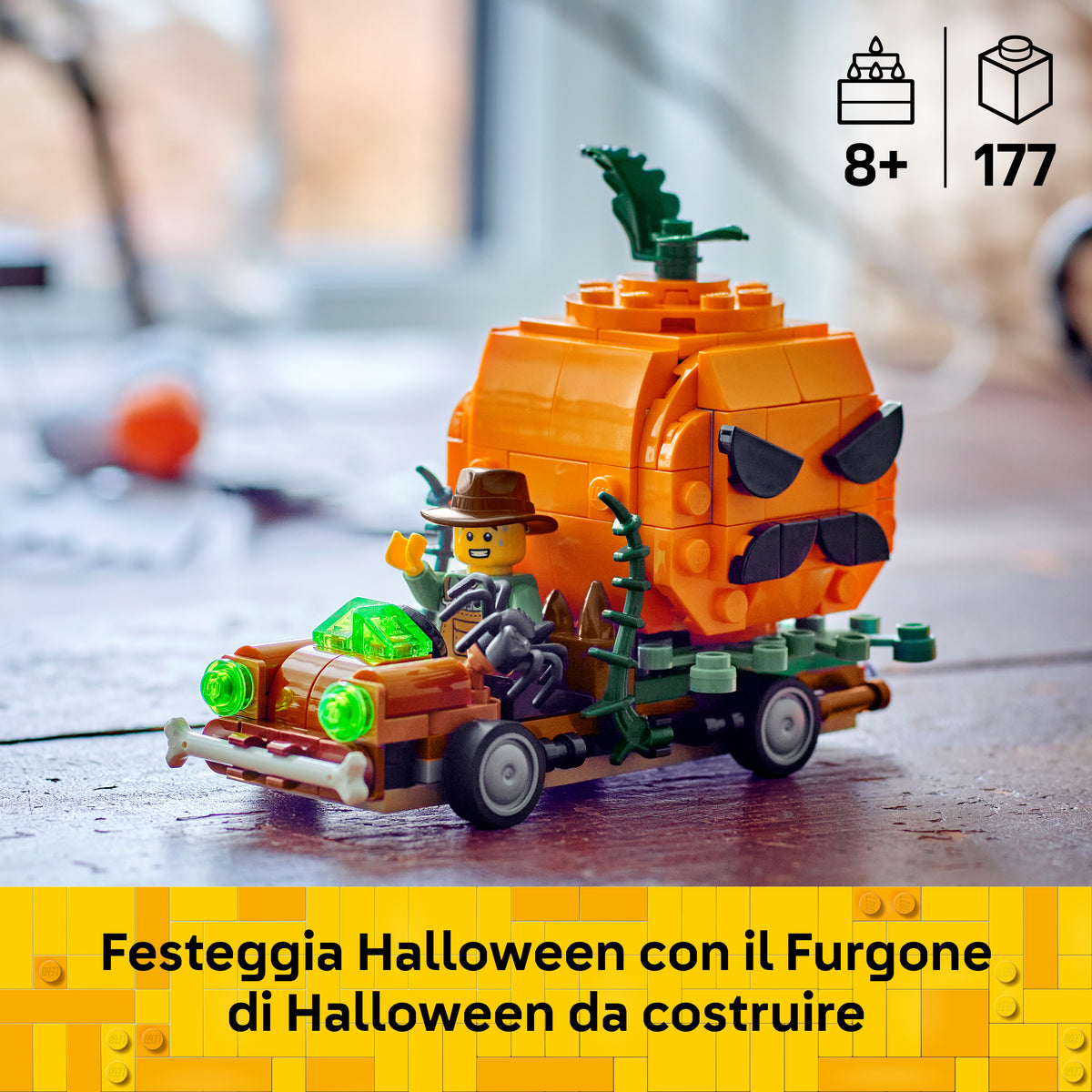 LEGO 40822 Furgone di Halloween Giocattolo, Kit Arti e Mestieri con Zucca e Minifigure del Contadino, Regalo per Bambini 8+