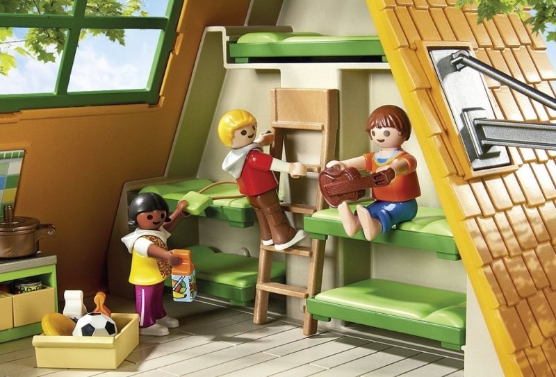 CASA VACANZE CON AREA GIOCHI E TAVO