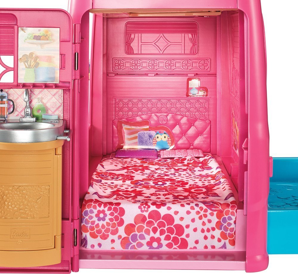 CAMPER DI BARBIE 2016