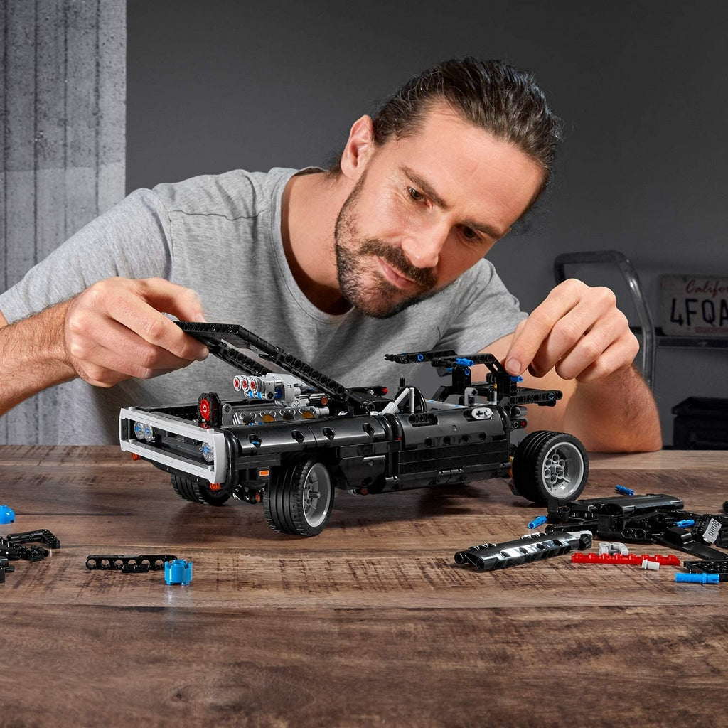 DOM'S DODGE CHARGER TECHNIC 42111