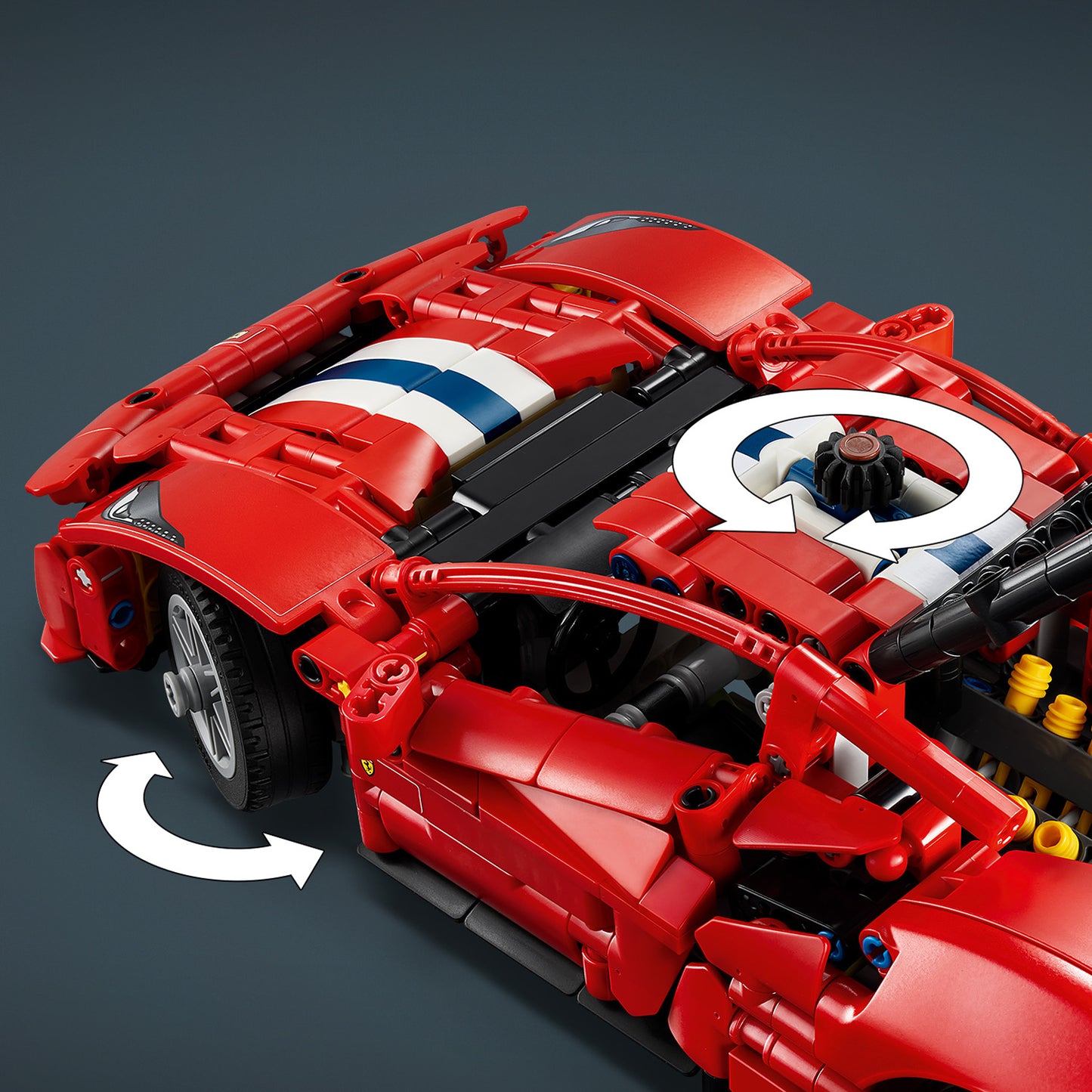 LEGO Technic 42235 Auto Ferrari 488 PISTA, Macchina Giocattolo con Motore V8, Sterzo e Differenziale, Regalo per Bambini 9+