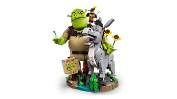 LEGO Shrek, Ciuchino e Gatto con gli Stivali - Kit Modellismo Cinematografico per Adulti - Set da Esposizione con 3 Personaggi - Decorazione per Scrivania o Mensola - Regalo per i Fan dei Film - 72423