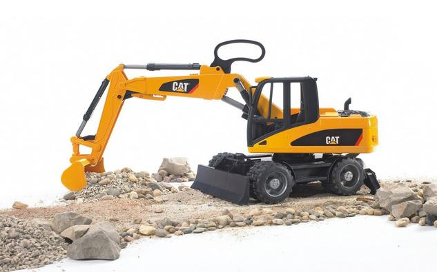 CATERPILLAR RUSPA SU RUOTE