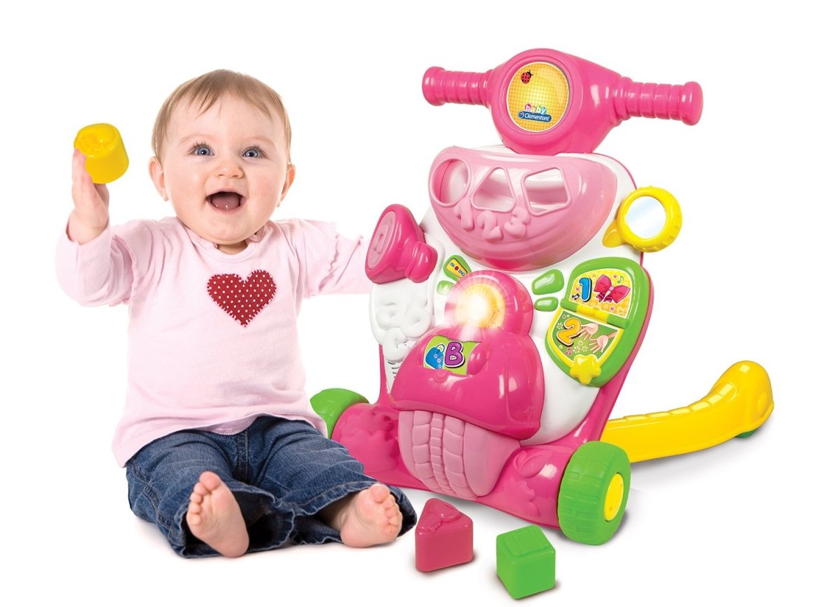 VALENTINA SCOOTERINA PRIMI PASSI
