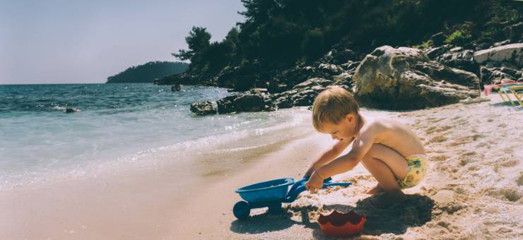 L’estate sta arrivando: quali sono i giochi più belli da fare in spiaggia con i tuoi bambini?