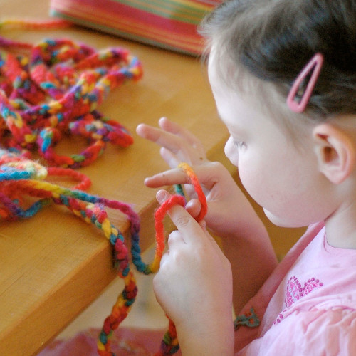 ll finger knitting per i bambini