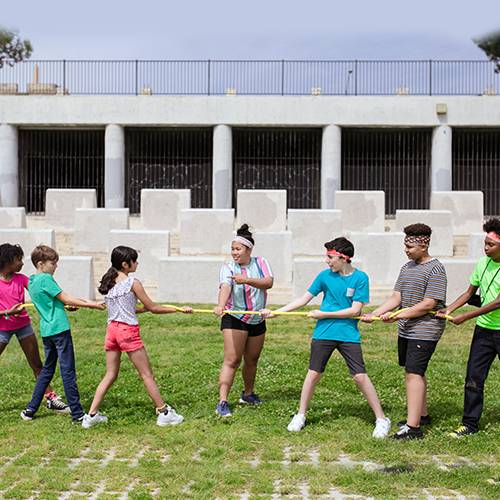 Giochi di una volta all’aperto da fare insieme ai bambini