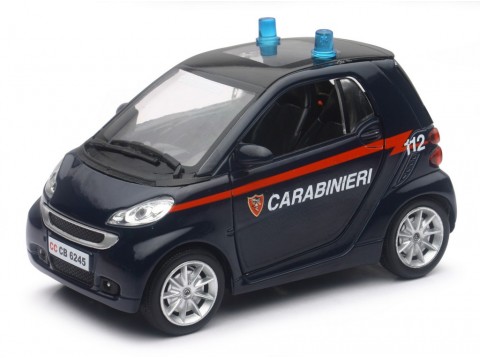 1:24 SMART FORTWO CARABINIERI