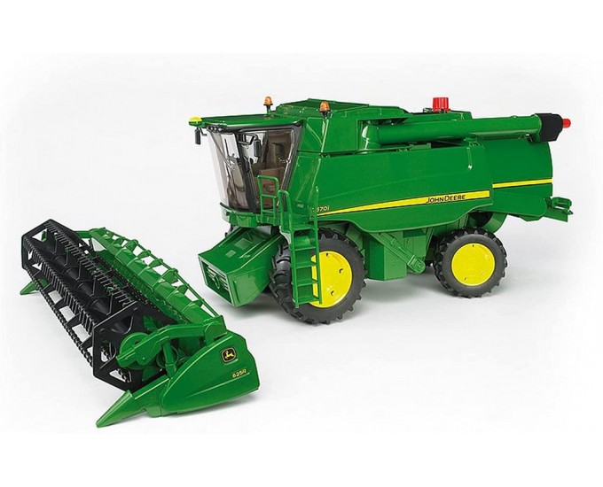 MIETITRICE JOHN DEERE COMBINE